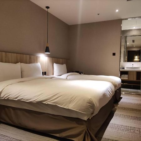 N Hotel Taipei Extérieur photo